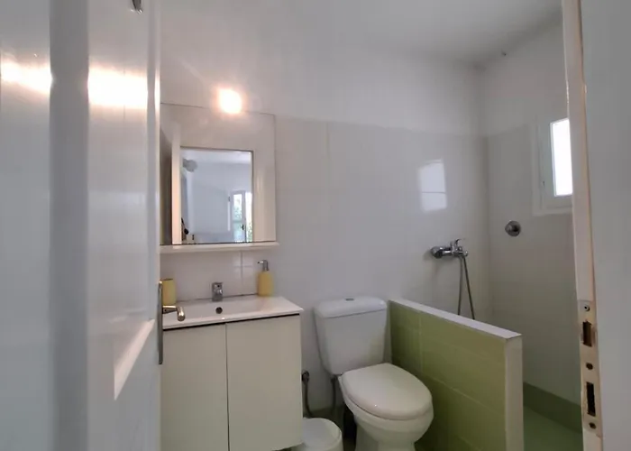 Myrto Yellow House Stafylos