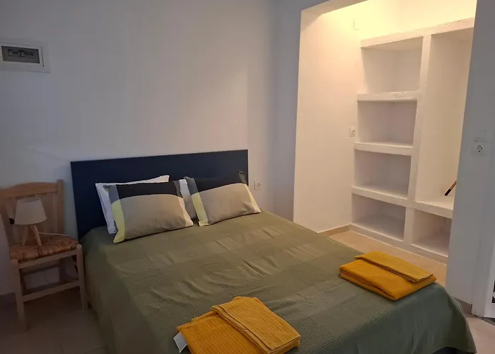 Myrto Yellow House Case de vacanță *