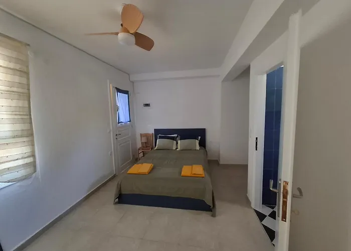 Myrto Yellow House *