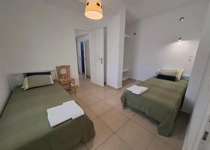 Myrto Yellow House Case de vacanță *